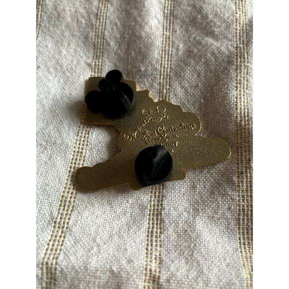 Good Morning Gathering Magic Kingdom Lady and the Tramp Disney Trading Pin - Picture 2 of 2